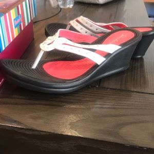 Skechers Cali LotusFlower Size 10 Slides New